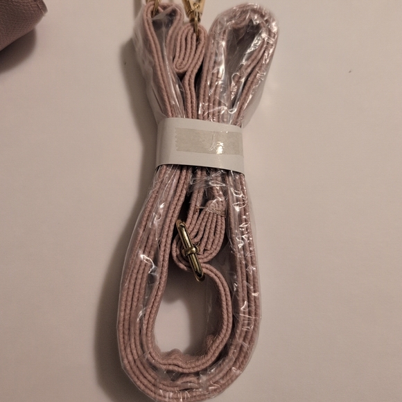 NWT BEBE Los Angeles Women's Evie Crossbody Satchel Bag Pearl Pink - Picture 5 of 11